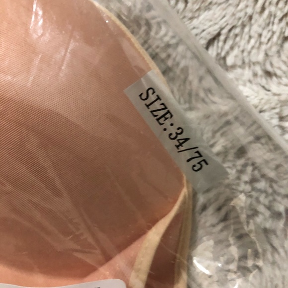 O2 Uplift Strapless Bra - Picture 3 of 10